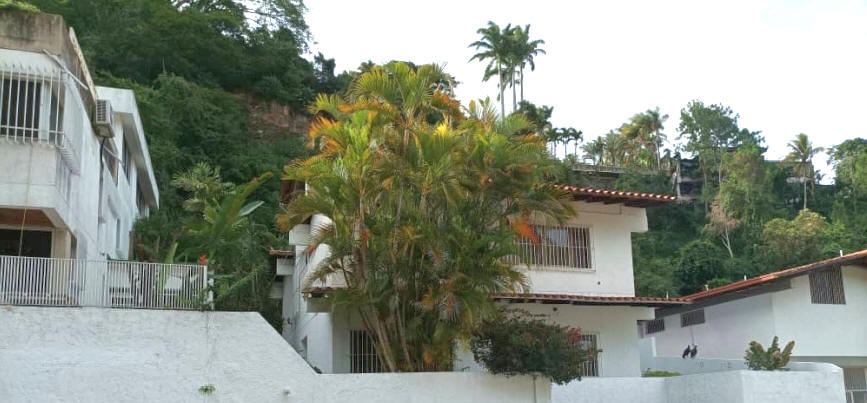 Venta Casa Santa Marta Caracas, excelente ubicacin en calle ciega con caseta de control y vigilancia