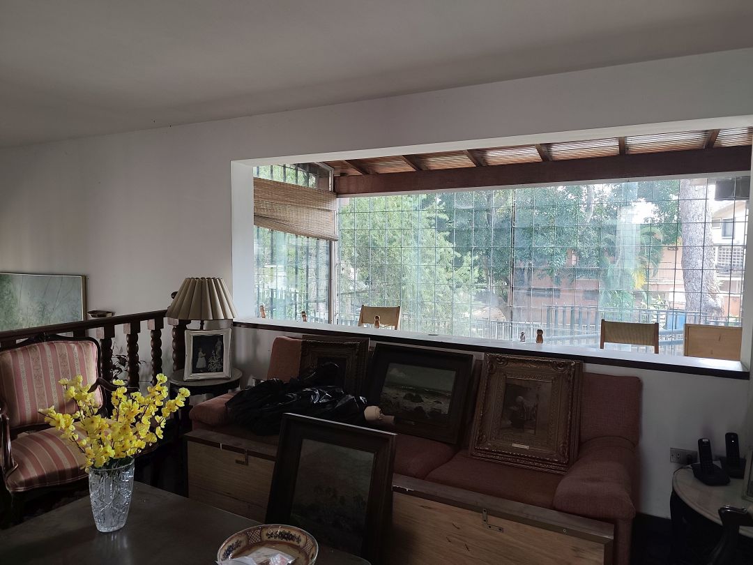 Venta Casa en Santa Marta, Caracas, para remodelar, excelente ubicacin en urbanizacin cerrada con control de acceso.