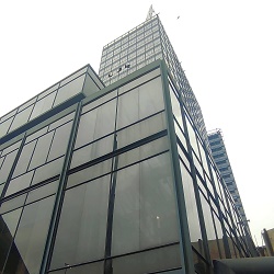 Oficina/Casa Comercial, Venta � Alquiler, impecable, actualizada con lo �ltimo en materiales y tecnolog�a, excelente ubicaci�n