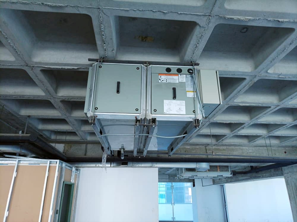 En Venta piso completo en en Centro Galip�n, en El Rosal, impecable conjunto de oficinas ubicado en el principal corredor financiero y empresarial de la Capital. https://grupo-tenca.com/index.html