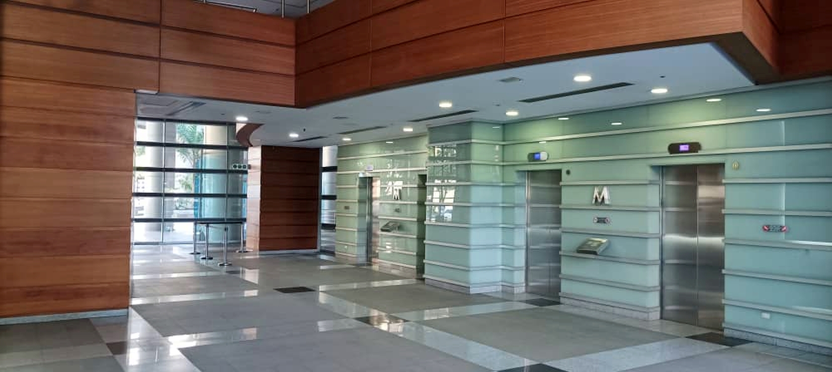 En Venta piso completo en en Centro Galip�n, en El Rosal, impecable conjunto de oficinas ubicado en el principal corredor financiero y empresarial de la Capital. https://grupo-tenca.com/index.html